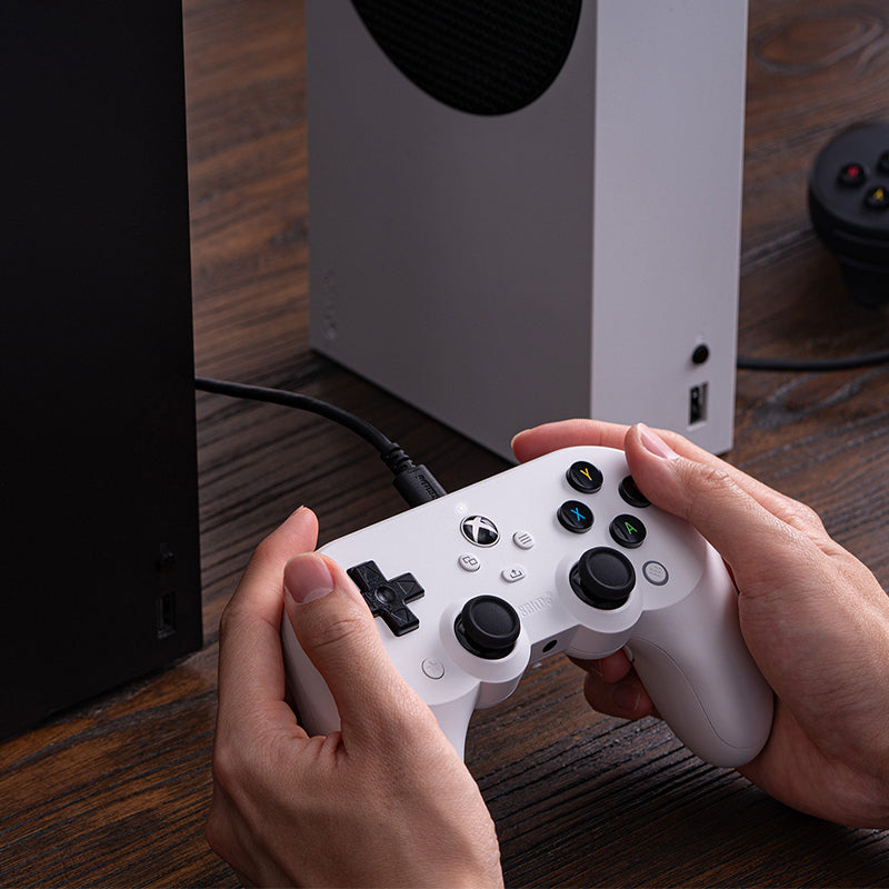 8BitDo Pro 2 Wired Controller for Xbox (Hall Effect joysticks) - Controller Edition with Practical Input Features