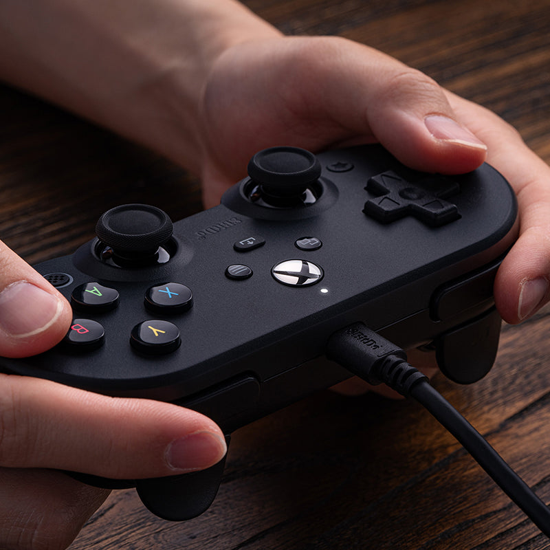 8BitDo Pro 2 Wired Controller for Xbox (Hall Effect joysticks) - Controller Edition with Practical Input Features