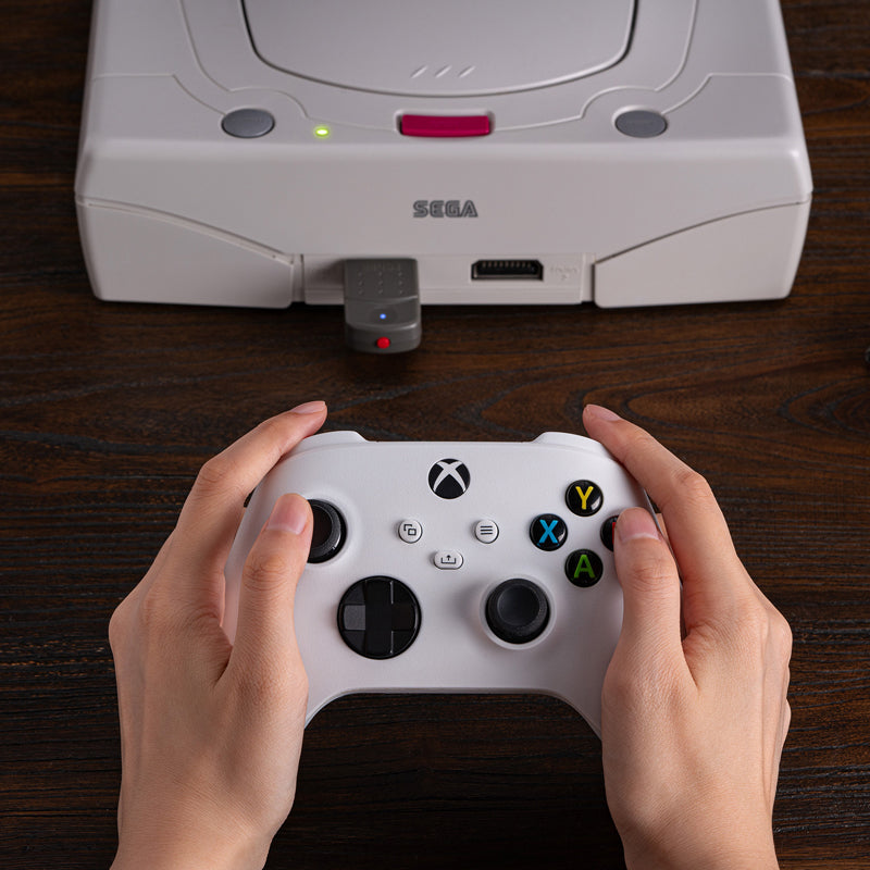 8BitDo Retro Receiver for Saturn - Gaming Adapter Edition for Compatible Devices