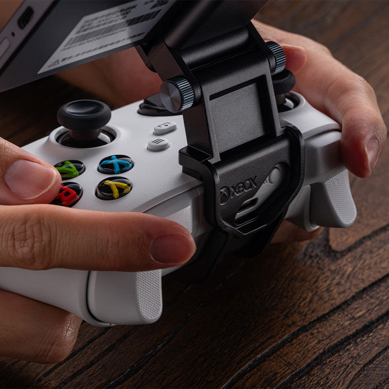 8BitDo Mobile Gaming Clip for Xbox Controllers - Gaming Clip Design for Compatible Mobile Devices